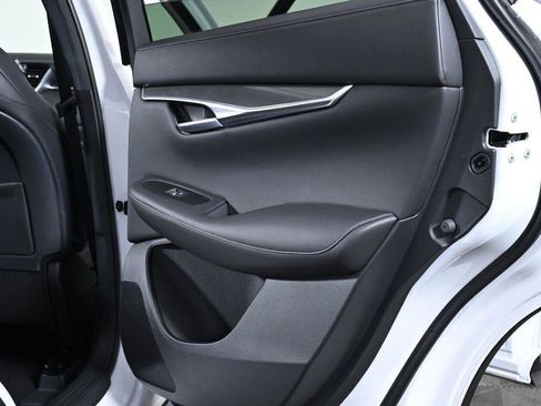 Certified 2025 INFINITI QX50 Pure image 30