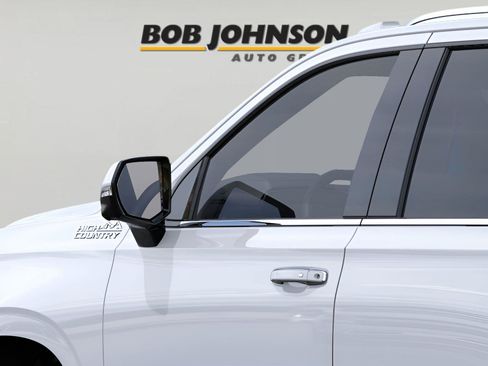 New 2026 Chevrolet Tahoe High Country AWD/4WD image 22