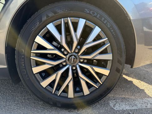 Used 2025 Nissan Altima 2.5 SV image 29