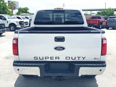 Used 2011 Ford F250 Lariat w/ Lariat Interior Pkg RWD image 6