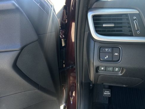 Used 2020 Kia Optima LX image 15