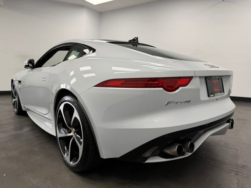 Used 2017 Jaguar F-TYPE R AWD/4WD image 8