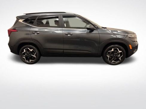 Certified 2024 Kia Seltos EX AWD/4WD image 4
