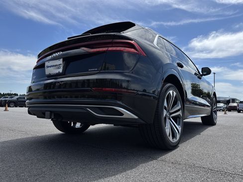 Used 2019 Audi Q8 Premium Plus AWD/4WD image 12