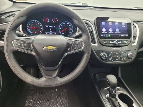 Used 2025 Chevrolet Malibu LS w/ Driver Confidence Package FWD image 22