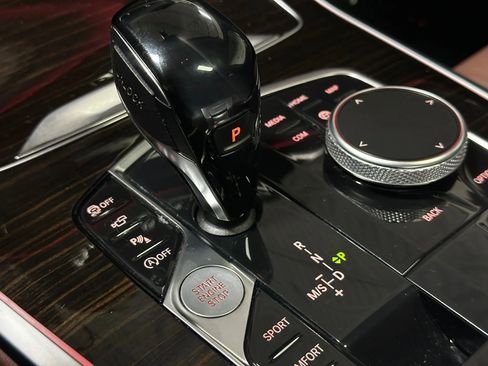 Used 2019 BMW X7 xDrive50i w/ Premium Package image 50