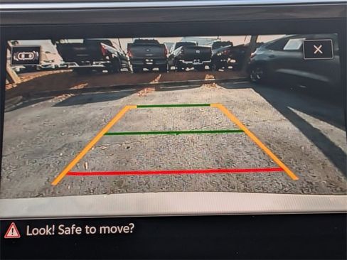 Certified 2024 Volkswagen Tiguan SE image 21