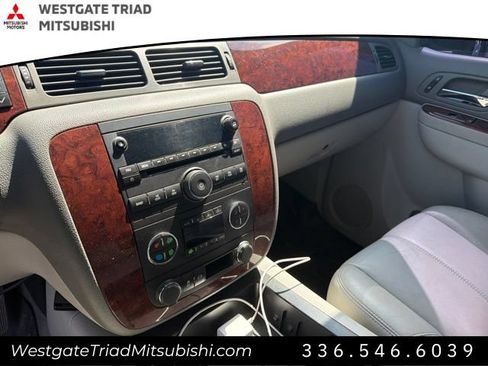 Used 2013 Chevrolet Silverado 2500 LTZ AWD/4WD image 14