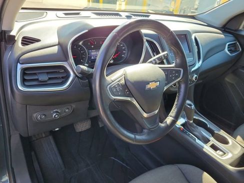 Used 2020 Chevrolet Equinox LT w/ Driver Convenience Package image 23