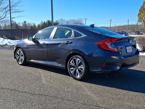 Used 2018 Honda Civic EX-T image 7
