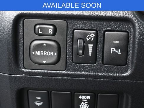 Used 2017 Toyota 4Runner Limited AWD/4WD image 15
