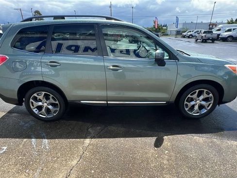 Used 2015 Subaru Forester 2.5i Touring AWD/4WD image 4