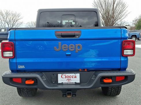 Used 2023 Jeep Gladiator Mojave w/ Cold Weather Group image 8