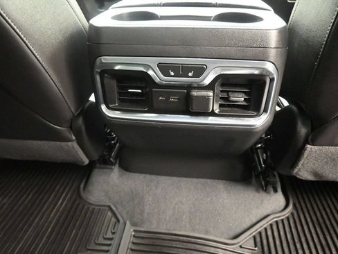 Used 2020 GMC Sierra 1500 SLT RWD image 16