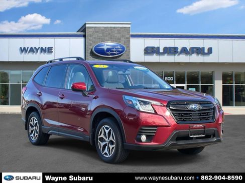Certified 2023 Subaru Forester Premium image 1