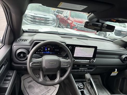 New 2026 Chevrolet Colorado Trail Boss AWD/4WD image 14