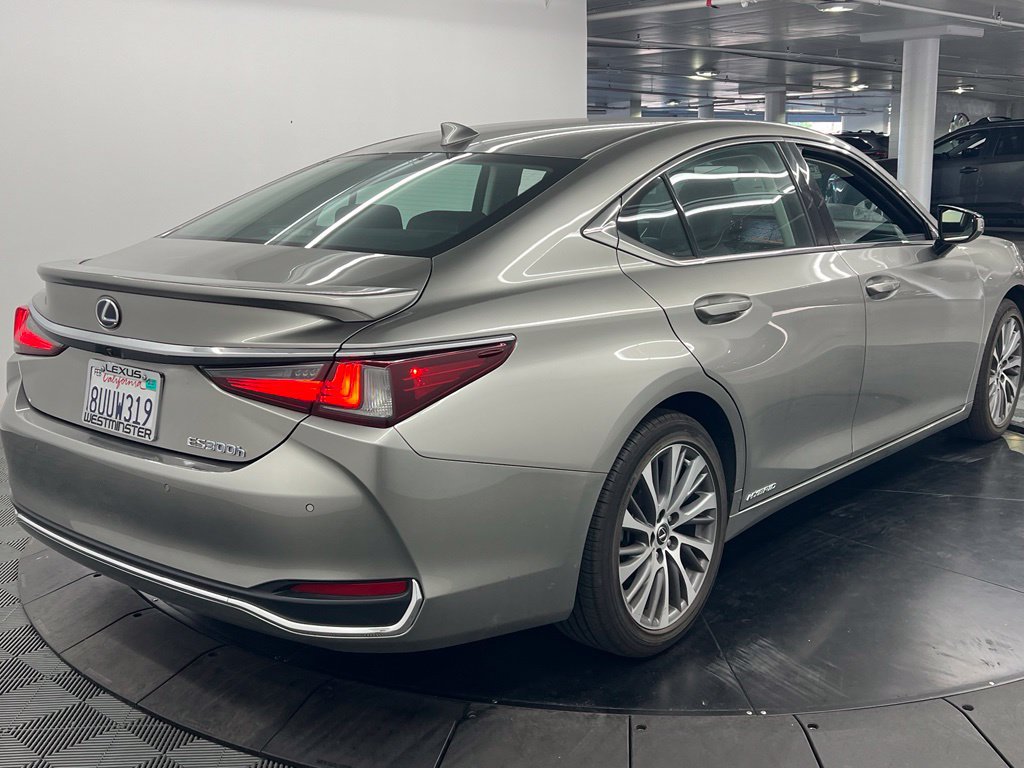 Used 2021 Lexus ES 300h w/ Premium Package FWD image 6