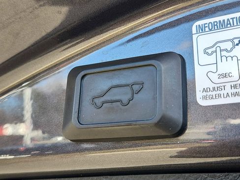 Certified 2017 Toyota RAV4 Limited w/ All Weather Liner Package image 33