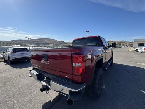 Used 2019 GMC Sierra 2500 SLT w/ Duramax Plus Package image 5