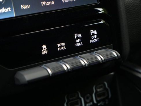 Used 2023 RAM 1500 Big Horn AWD/4WD image 46