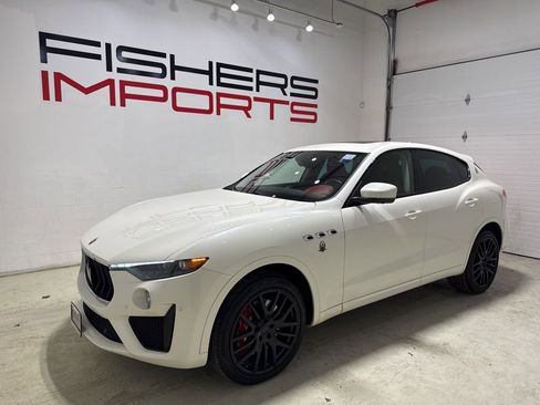 Used 2019 Maserati Levante GTS image 8