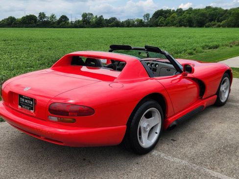 Used 1994 Dodge Viper RT/10 RWD image 4
