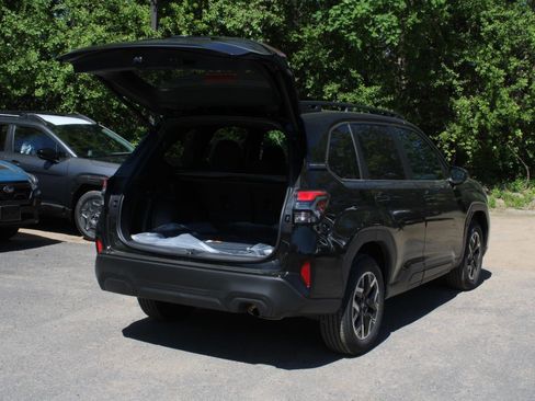 New 2026 Subaru Forester Premium AWD/4WD image 7