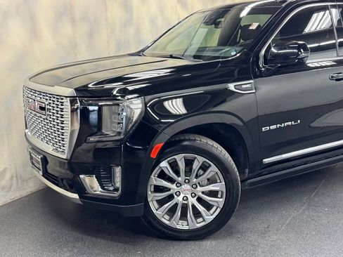 Used 2022 GMC Yukon Denali AWD/4WD image 2