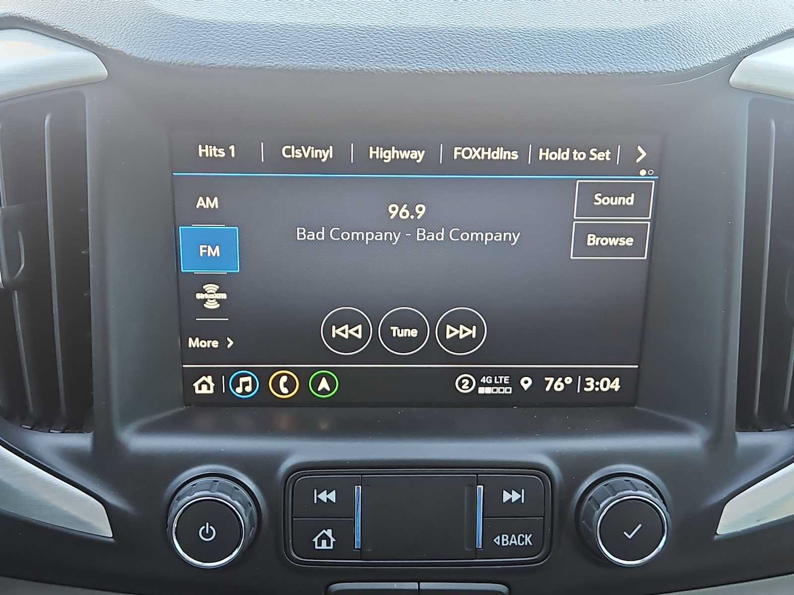 Used 2022 GMC Terrain SLT w/ Infotainment Package II FWD image 12