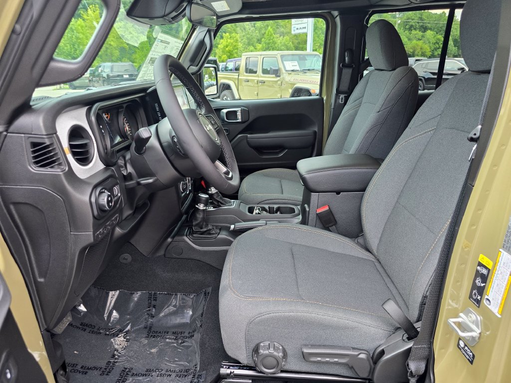 New 2026 Jeep Gladiator Sport AWD/4WD image 4