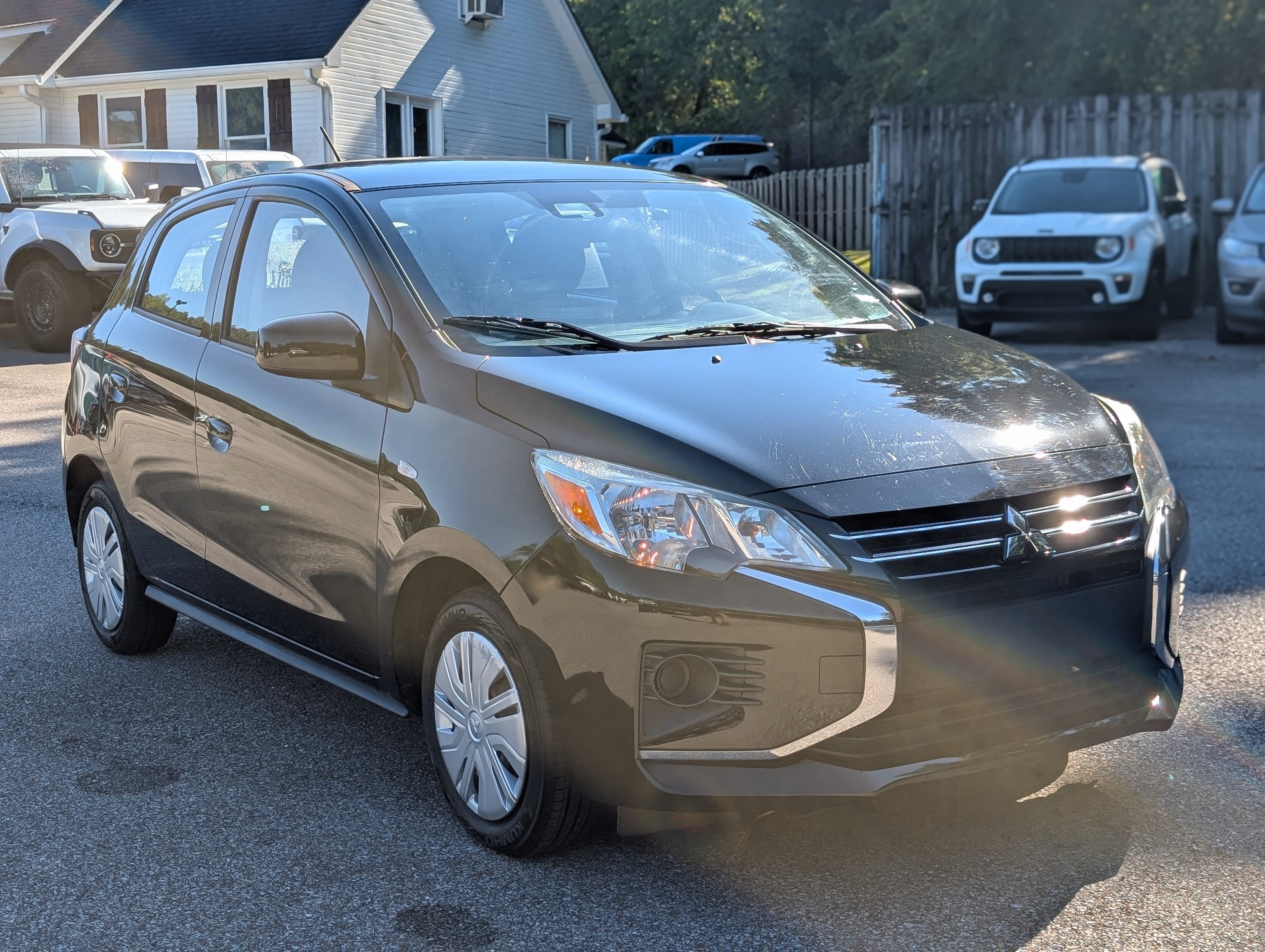 Used 2024 Mitsubishi Mirage ES FWD image 11