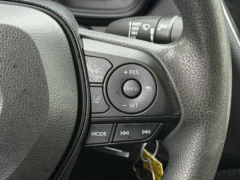 Certified 2020 Toyota Corolla LE FWD image 14