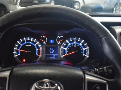 Used 2014 Toyota 4Runner SR5 image 45