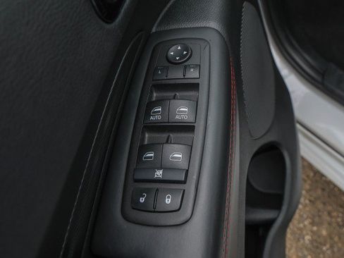 Used 2024 Dodge Durango GT RWD image 27