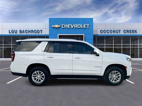 Used 2022 Chevrolet Tahoe LT w/ Luxury Package image 9
