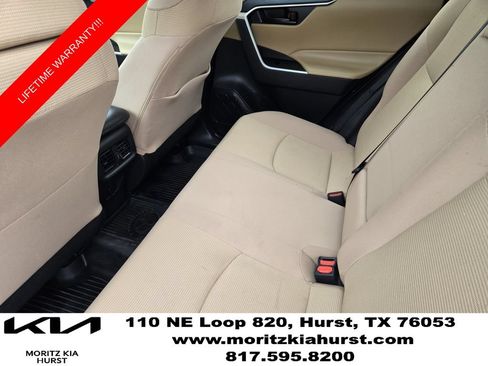 Used 2024 Toyota RAV4 LE AWD/4WD image 29