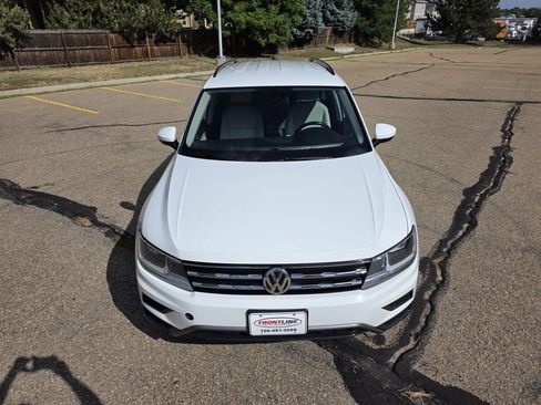 Used 2019 Volkswagen Tiguan SE AWD/4WD image 12