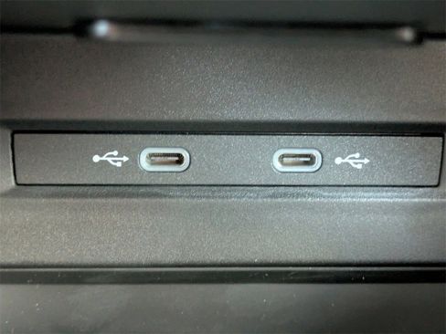 New 2026 Volkswagen Taos SEL image 31