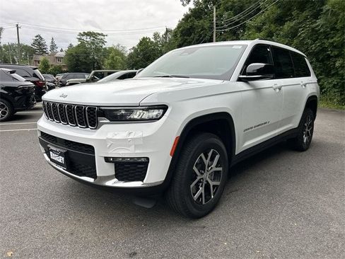 New 2025 Jeep Grand Cherokee L Limited image 4
