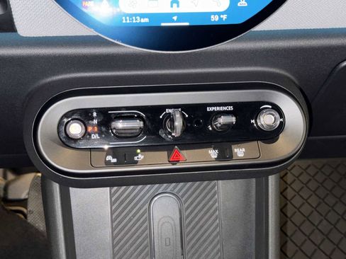 Certified 2025 MINI Cooper S image 17