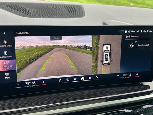 New 2026 BMW X7 xDrive40i w/ M Sport Package image 18