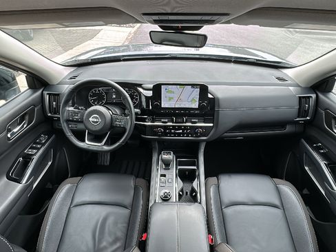 Certified 2023 Nissan Pathfinder SL image 26