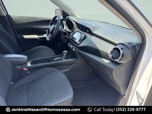 Certified 2024 Nissan Kicks SV FWD image 22