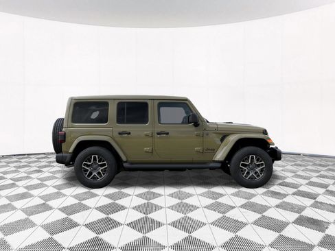 New 2026 Jeep Wrangler Unlimited Sahara AWD/4WD image 29