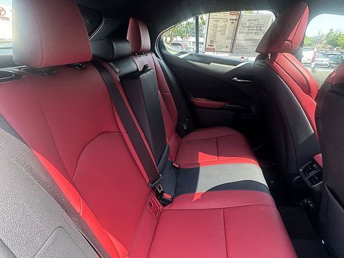 Used 2023 Lexus UX 250h F Sport FWD image 21