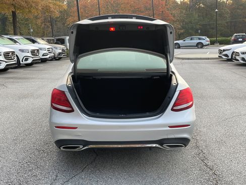Used 2020 Mercedes-Benz E 450 4MATIC Sedan image 9