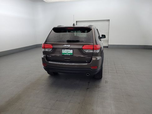 Used 2018 Jeep Grand Cherokee Limited AWD/4WD image 7