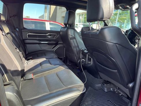 Used 2019 RAM 1500 Laramie AWD/4WD image 4