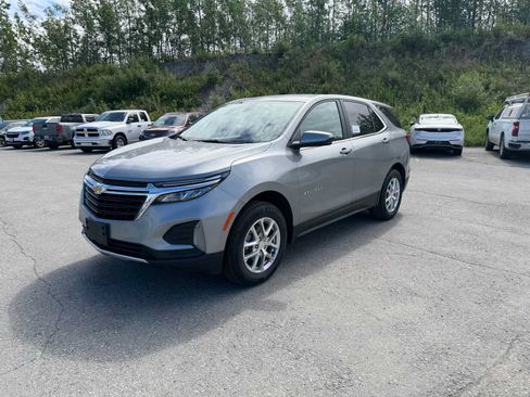 Certified 2024 Chevrolet Equinox LT AWD/4WD image 3