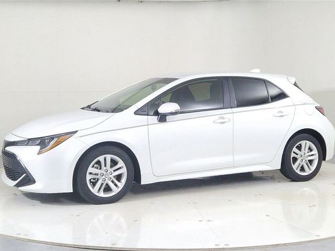 Used 2022 Toyota Corolla SE image 3